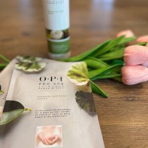 OPI Pro Spa Skincare Set: Protective Hand Serum 225 ml + 2 Adv. Softening gloves